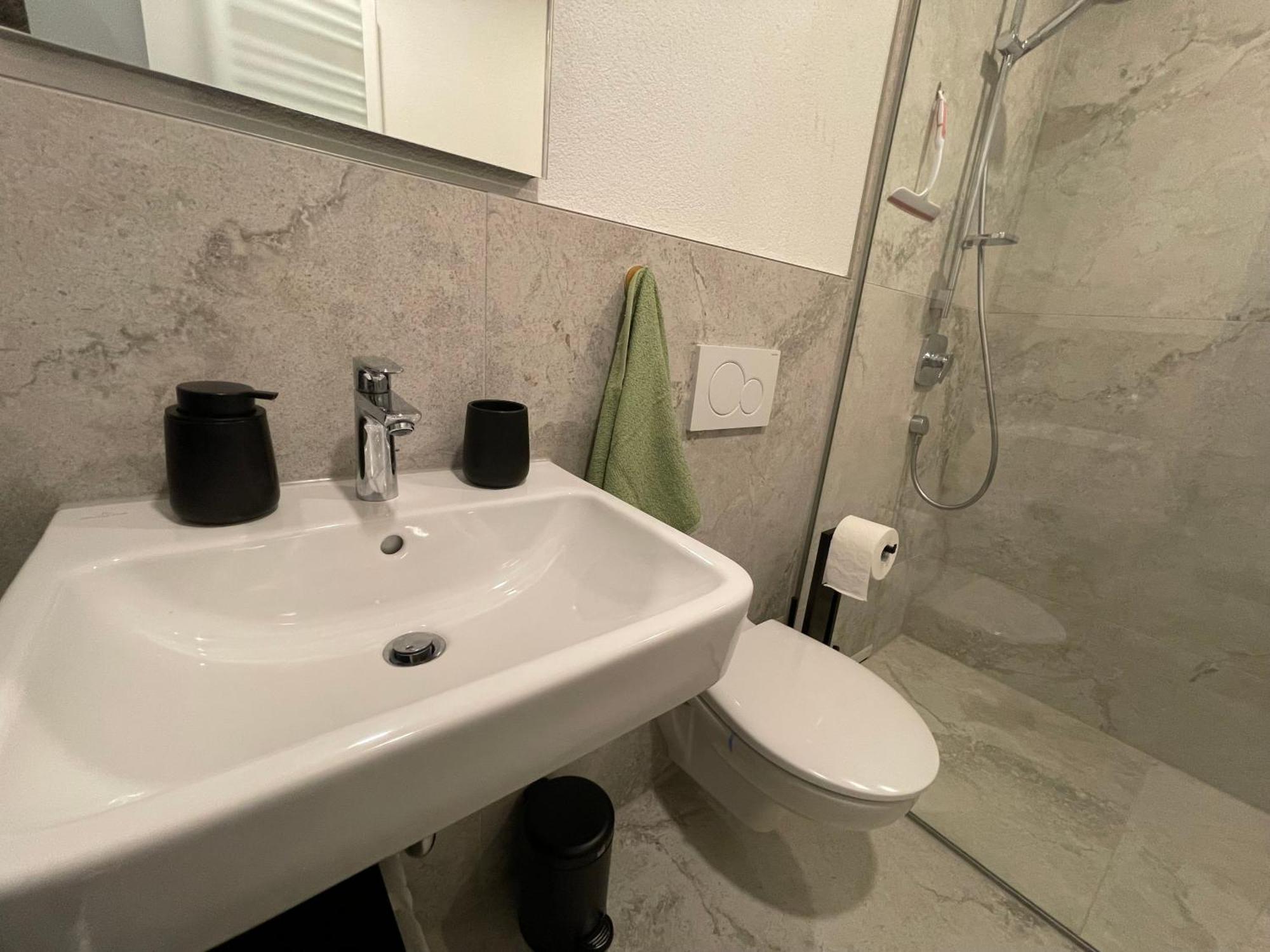 Wunderschoenes Apartment Am Schloessle Zentrum Pforzheim Eksteriør bilde