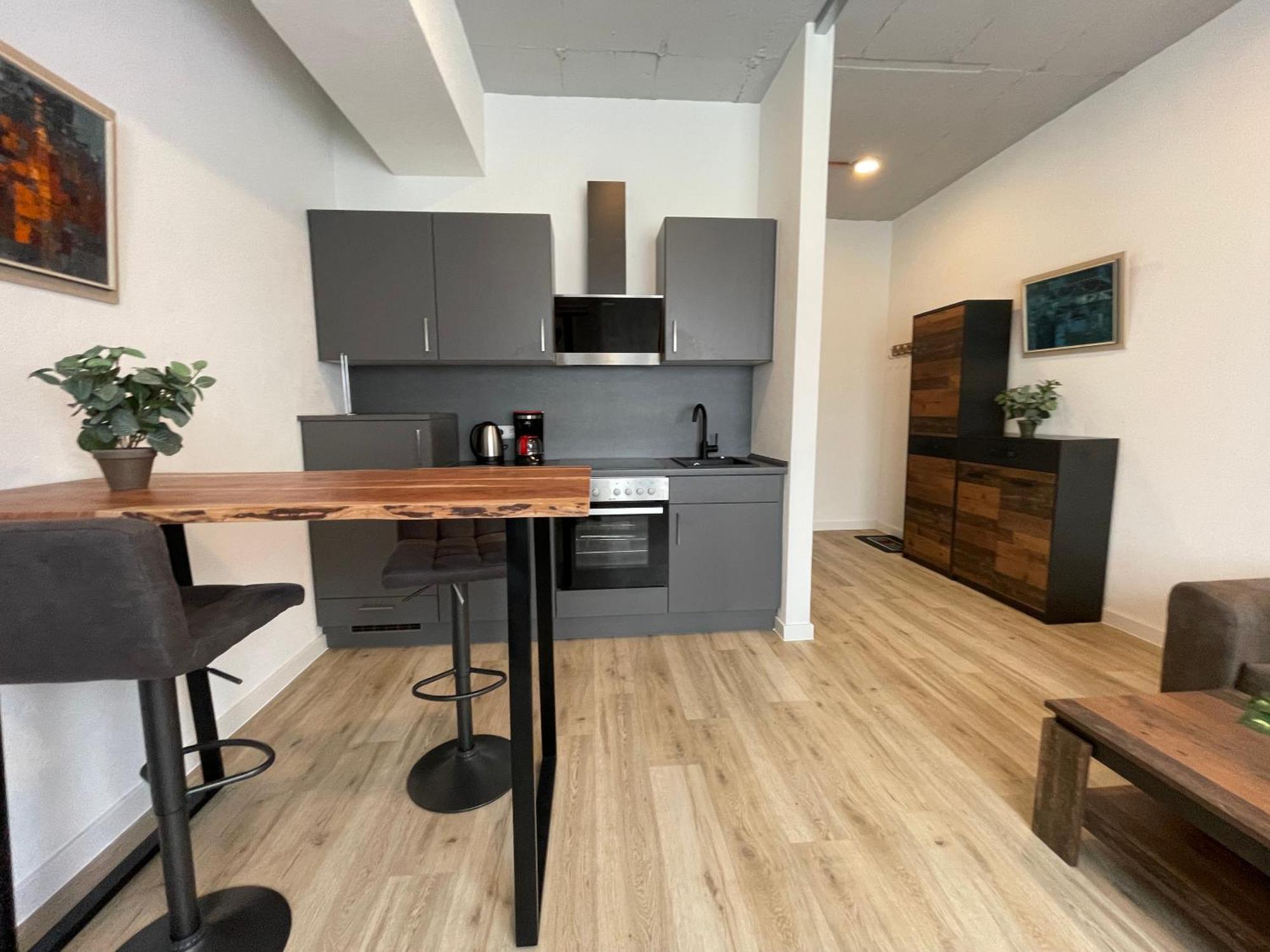 Wunderschoenes Apartment Am Schloessle Zentrum Pforzheim Eksteriør bilde